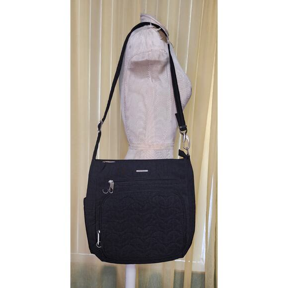 Travelon women's anti theft  exclusive edition quilted shoulder travel bag black - Picture 1 of 9
